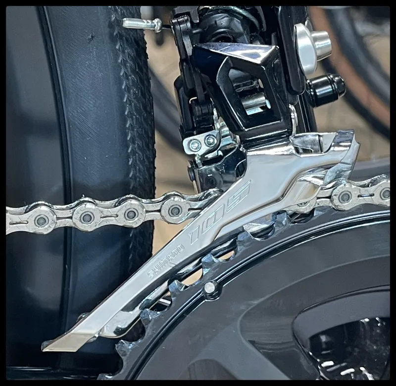 Giant Contend AR 1 Medium Black 2022-7